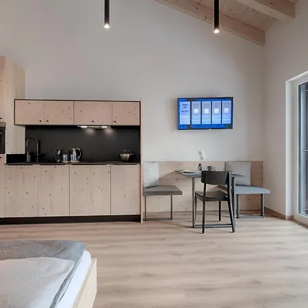 Апарт-отель Simple Life 3*