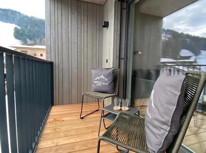 Apartmanhotel Simple Life 3*